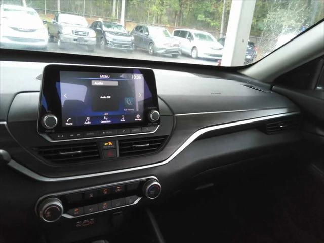 2024 Nissan Altima SV FWD