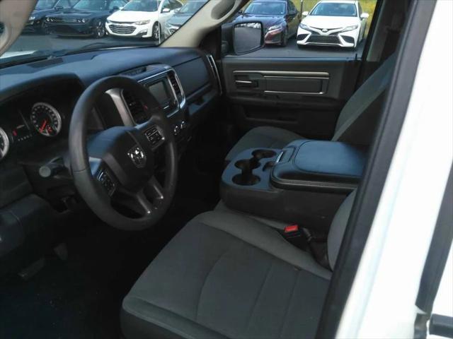 2024 RAM 1500 Classic SLT Quad Cab 4x2 64 Box