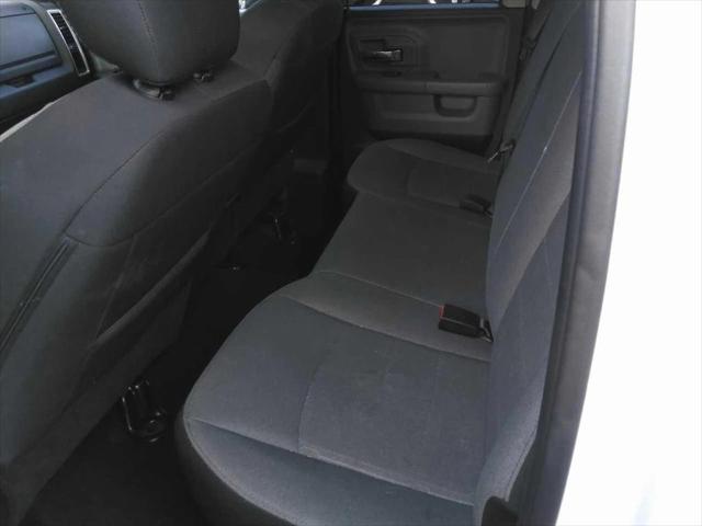 2024 RAM 1500 Classic SLT Quad Cab 4x2 64 Box