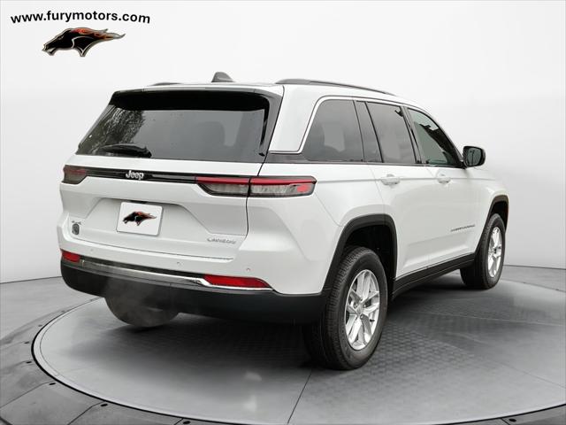 2025 Jeep Grand Cherokee GRAND CHEROKEE LAREDO X 4X4