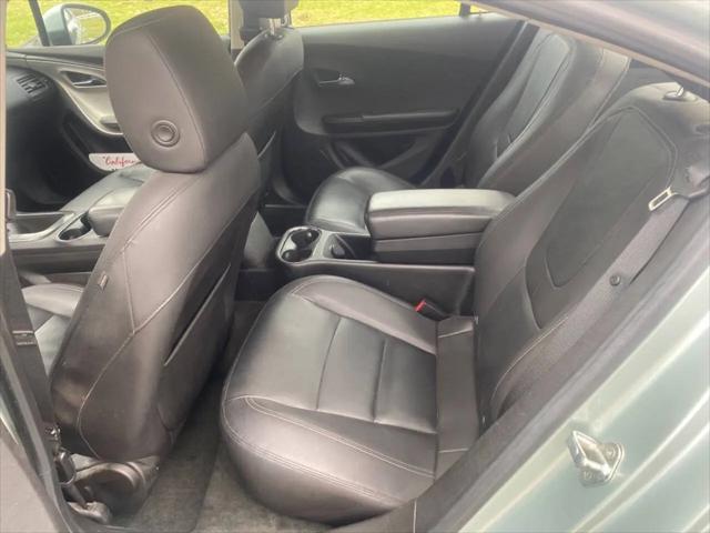 2013 Chevrolet Volt Base