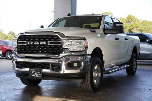 2024 RAM 2500 Big Horn Crew Cab 4x4 64 Box