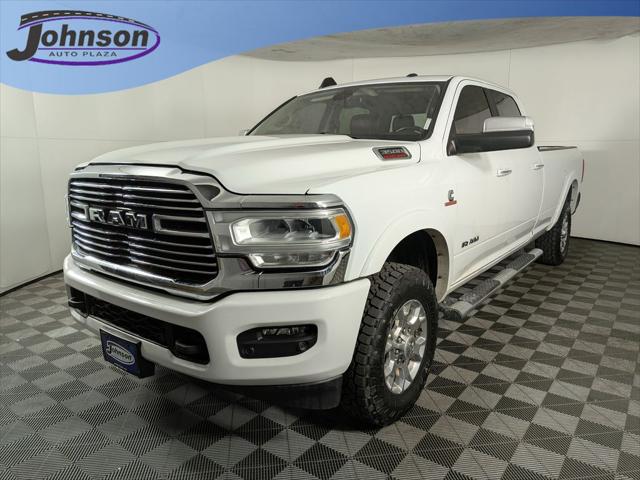 2022 RAM 3500 Laramie Crew Cab 4x4 8 Box 2022 RAM 3500 Laramie Crew Cab 4x4 8 Box