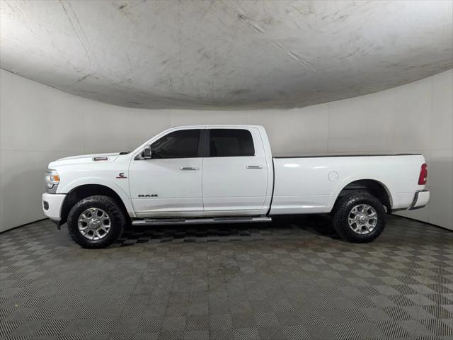 2022 RAM 3500 Laramie Crew Cab 4x4 8 Box 2022 RAM 3500 Laramie Crew Cab 4x4 8 Box