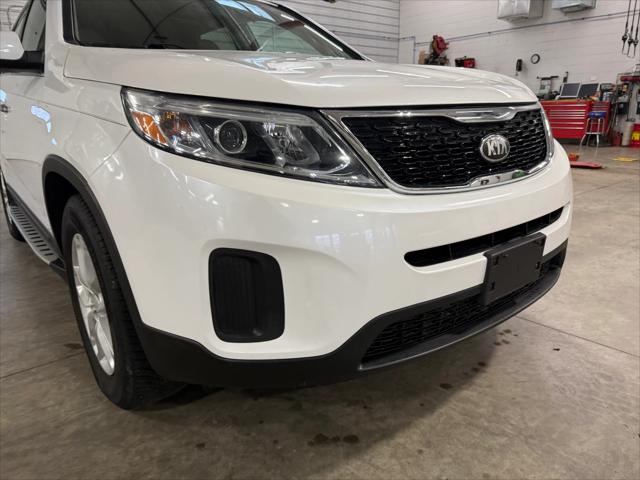 2014 Kia Sorento LX