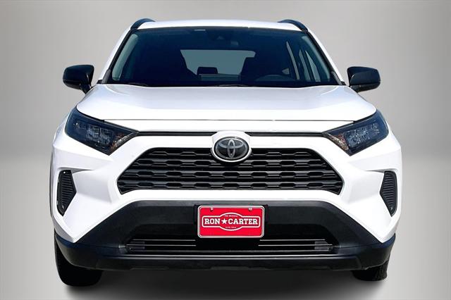 2021 Toyota RAV4 LE 2021 Toyota RAV4 LE