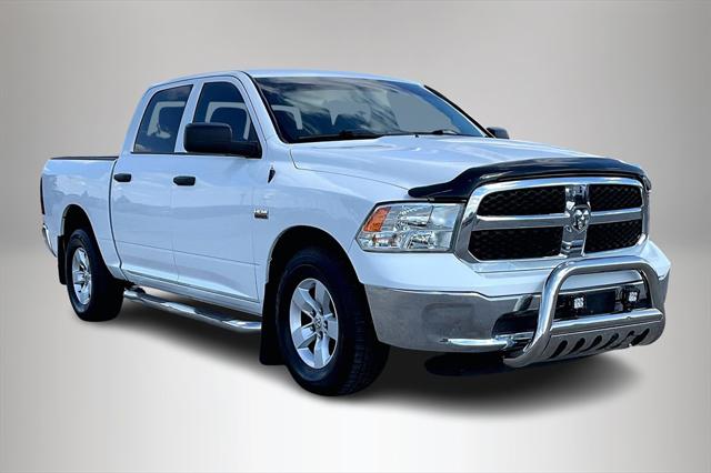 2020 RAM 1500 Classic Tradesman Crew Cab 4x2 57 Box 2020 RAM 1500 Classic Tradesman Crew Cab 4x2 57 Box