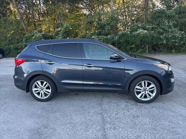 2016 Hyundai Santa Fe Sport 2.0L Turbo 2016 Hyundai Santa Fe Sport 2.0L Turbo
