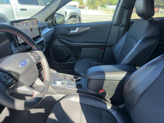 2023 Ford Escape ST-Line Select