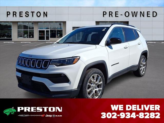 2022 Jeep Compass Latitude Lux 4x4 2022 Jeep Compass Latitude Lux 4x4