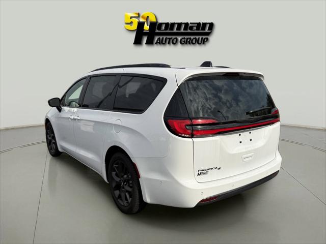 2024 Chrysler Pacifica Touring L 2024 Chrysler Pacifica Touring L