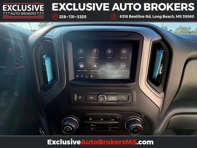 2023 Chevrolet Silverado 1500 4WD Crew Cab Short Bed Custom