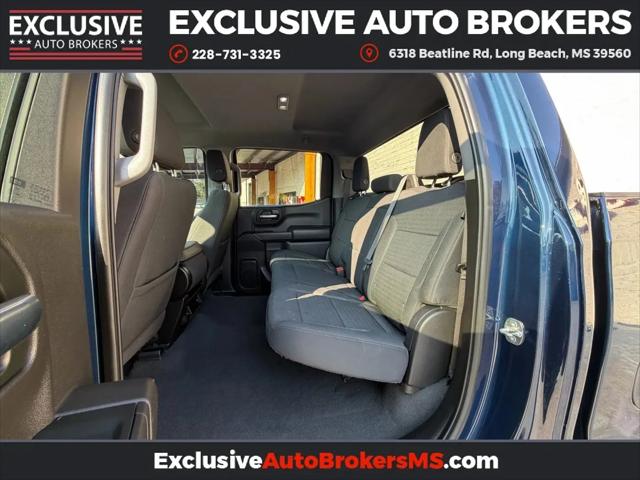 2023 Chevrolet Silverado 1500 4WD Crew Cab Short Bed Custom