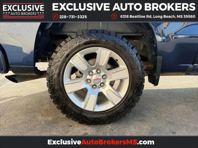 2023 Chevrolet Silverado 1500 4WD Crew Cab Short Bed Custom