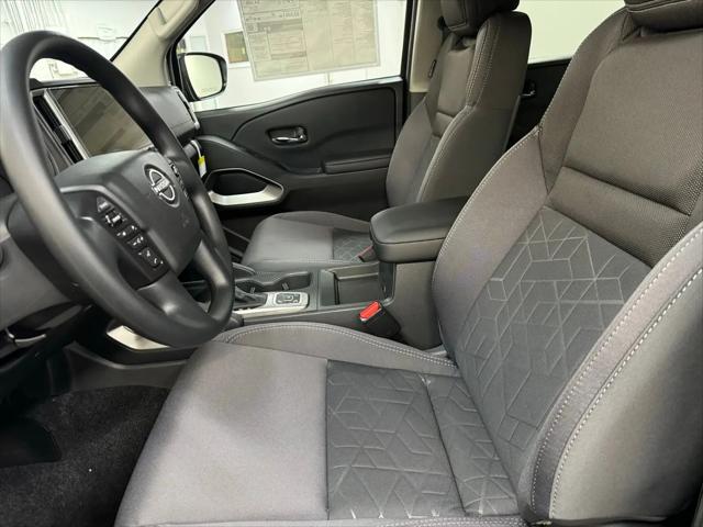 2026 Nissan Frontier Crew Cab Long Bed SV 4x4
