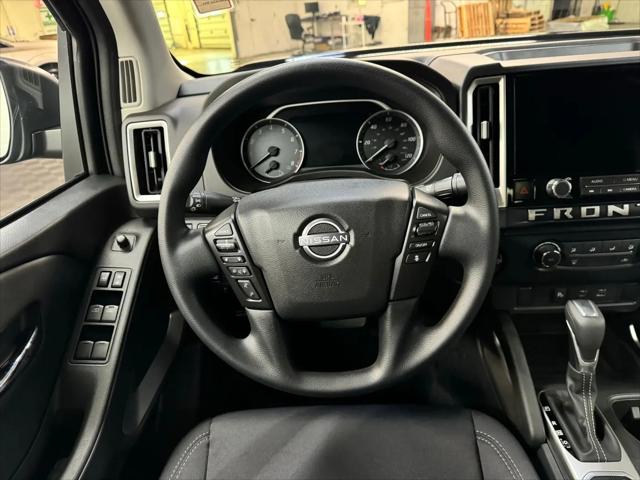 2026 Nissan Frontier Crew Cab Long Bed SV 4x4