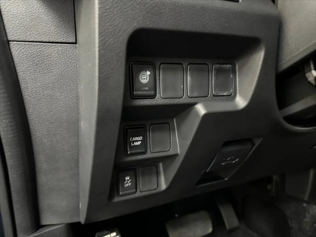 2026 Nissan Frontier Crew Cab Long Bed SV 4x4