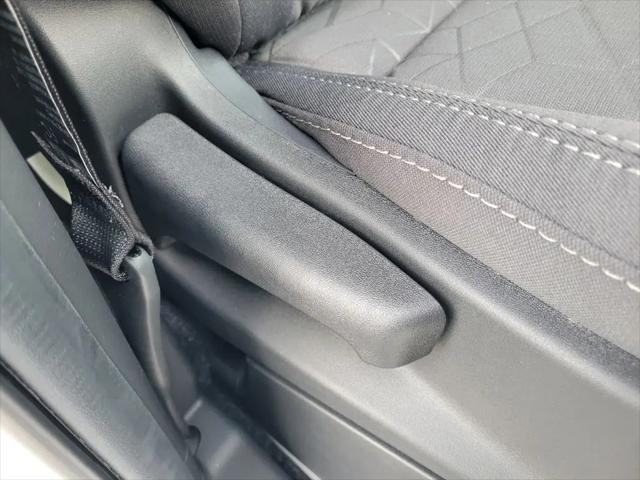 2026 Nissan Frontier Crew Cab Long Bed SV 4x4