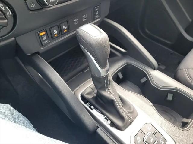 2026 Nissan Frontier Crew Cab Long Bed SV 4x4