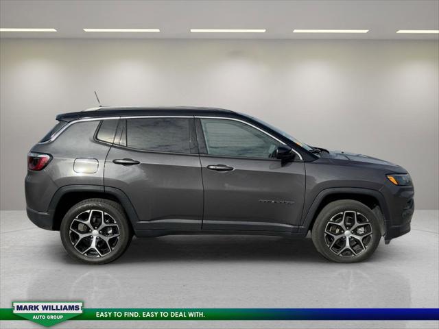 2024 Jeep Compass Limited 4x4 2024 Jeep Compass Limited 4x4