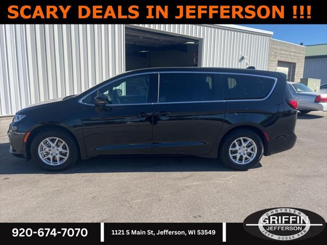 2025 Chrysler Pacifica Select 2025 Chrysler Pacifica Select