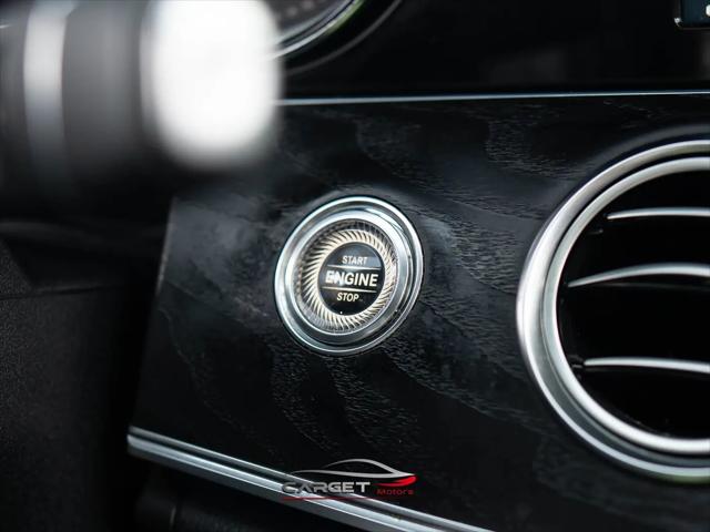 2017 Mercedes-Benz E-CLASS E 300 E 300