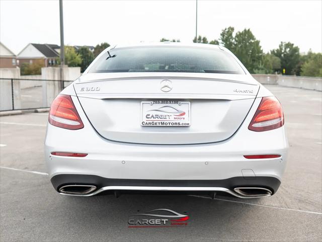 2017 Mercedes-Benz E-CLASS E 300 E 300