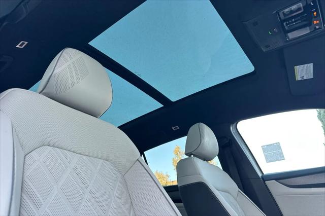 2026 Volkswagen Atlas Cross Sport SEL Premium R-Line