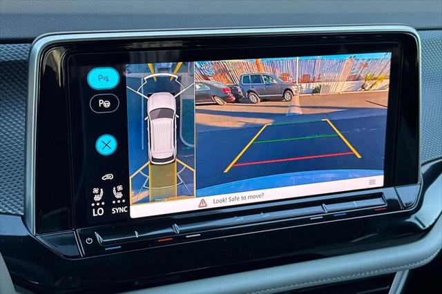 2026 Volkswagen Atlas Cross Sport SEL Premium R-Line