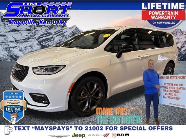 2026 Chrysler Pacifica Select for sale in Maysville, KY