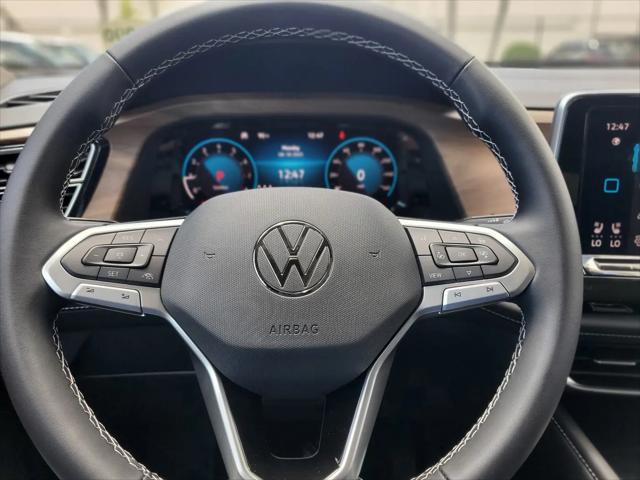 2026 Volkswagen Atlas SE with Technology
