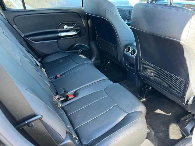 2025 Mercedes-Benz GLB 4MATIC