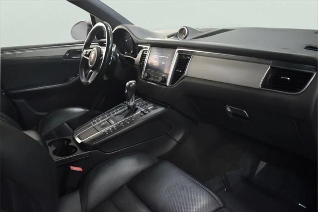 2017 Porsche Macan Turbo
