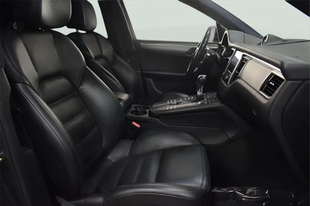 2017 Porsche Macan Turbo