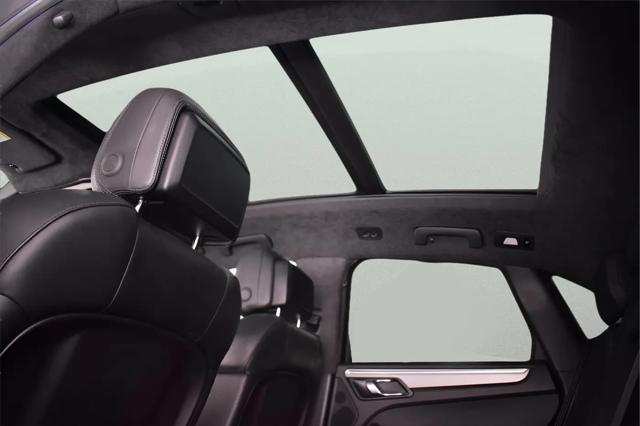 2017 Porsche Macan Turbo
