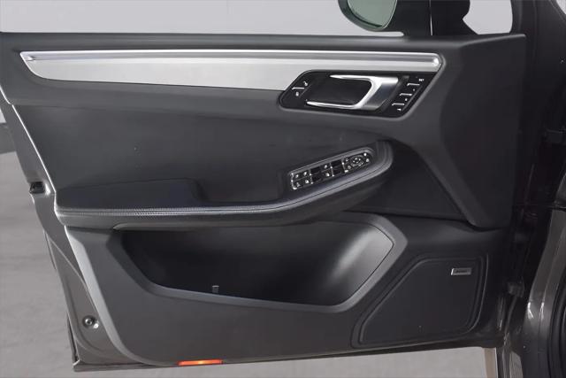 2017 Porsche Macan Turbo