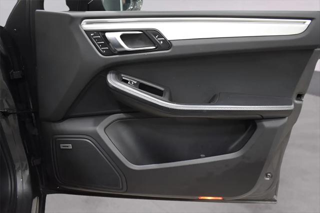 2017 Porsche Macan Turbo