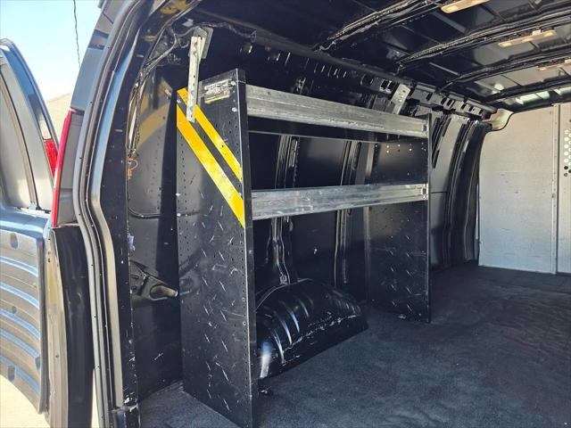 2023 GMC Savana Cargo RWD 3500 Extended Wheelbase Work Van