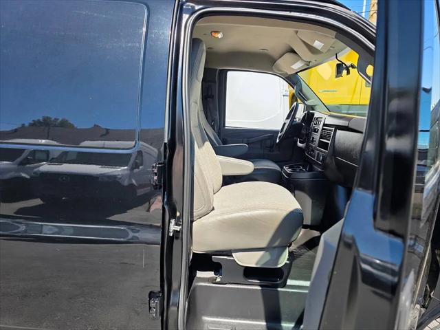 2023 GMC Savana Cargo RWD 3500 Extended Wheelbase Work Van