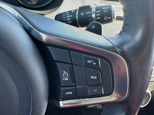 2019 Jaguar E-PACE R-Dynamic SE