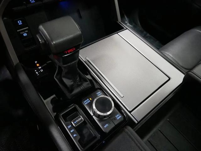 2023 Toyota Sequoia Limited