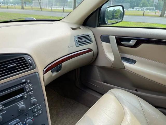 2002 Volvo V70 XC