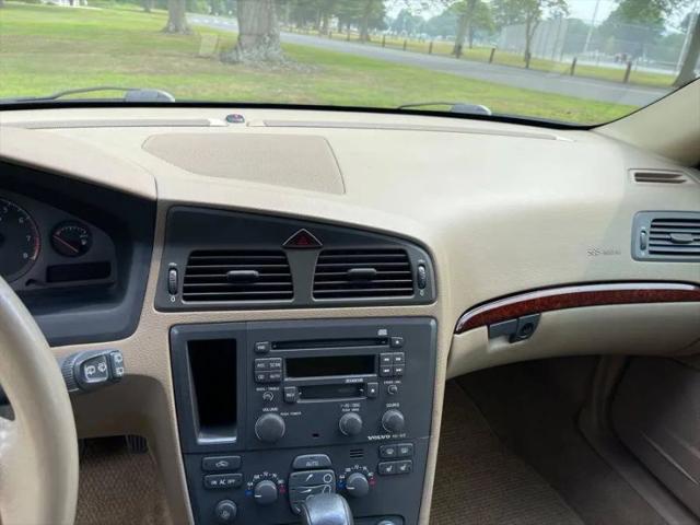 2002 Volvo V70 XC