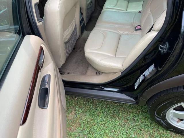 2002 Volvo V70 XC