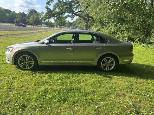 2012 Volkswagen Passat 2.0L TDI SEL Premium