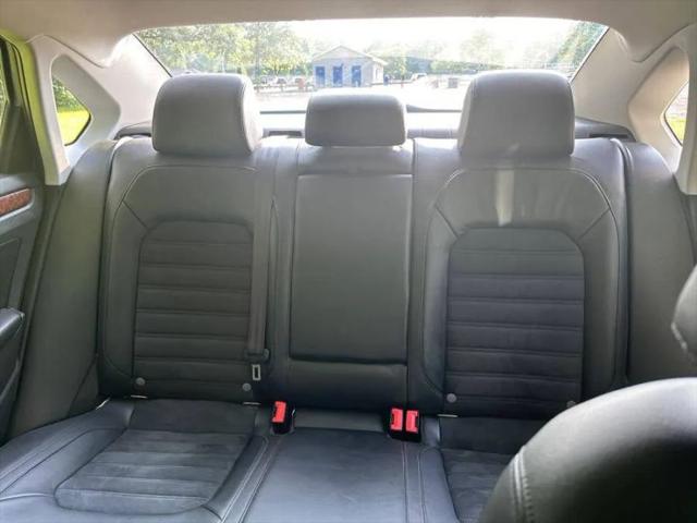 2012 Volkswagen Passat 2.0L TDI SEL Premium