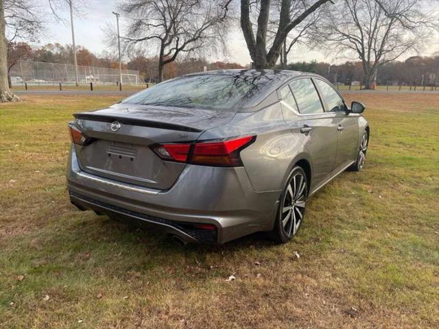 2021 Nissan Altima SR FWD