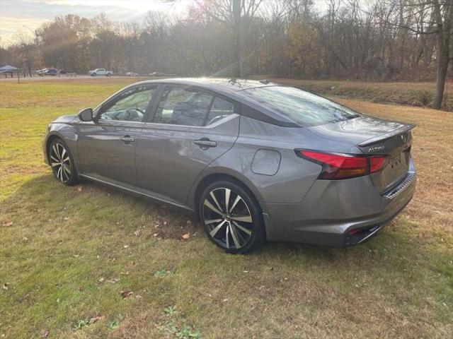 2021 Nissan Altima SR FWD