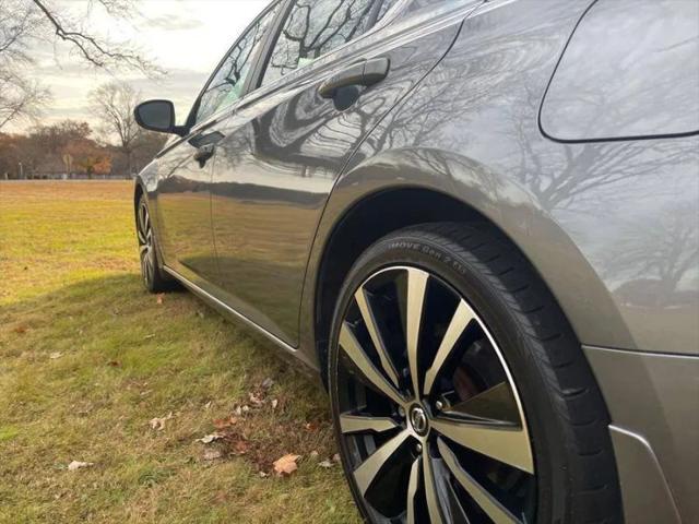 2021 Nissan Altima SR FWD