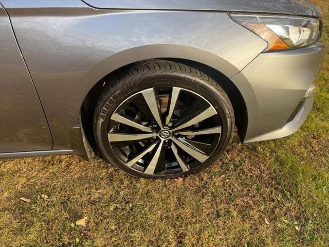 2021 Nissan Altima SR FWD